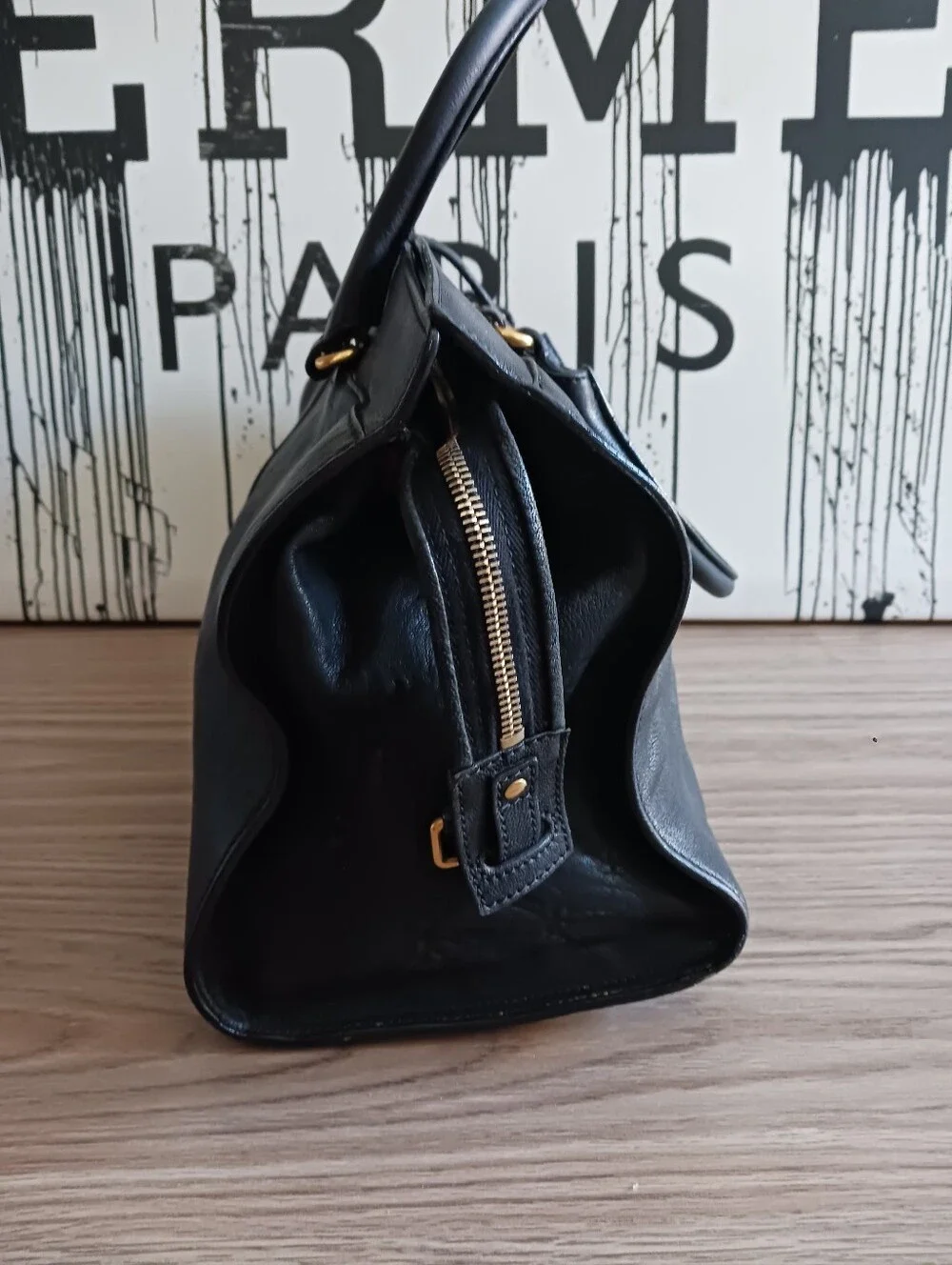 YSL Black.Cabas Chyc Satchel Bag+ Free Gift Tiffany & Co Silk Scarf